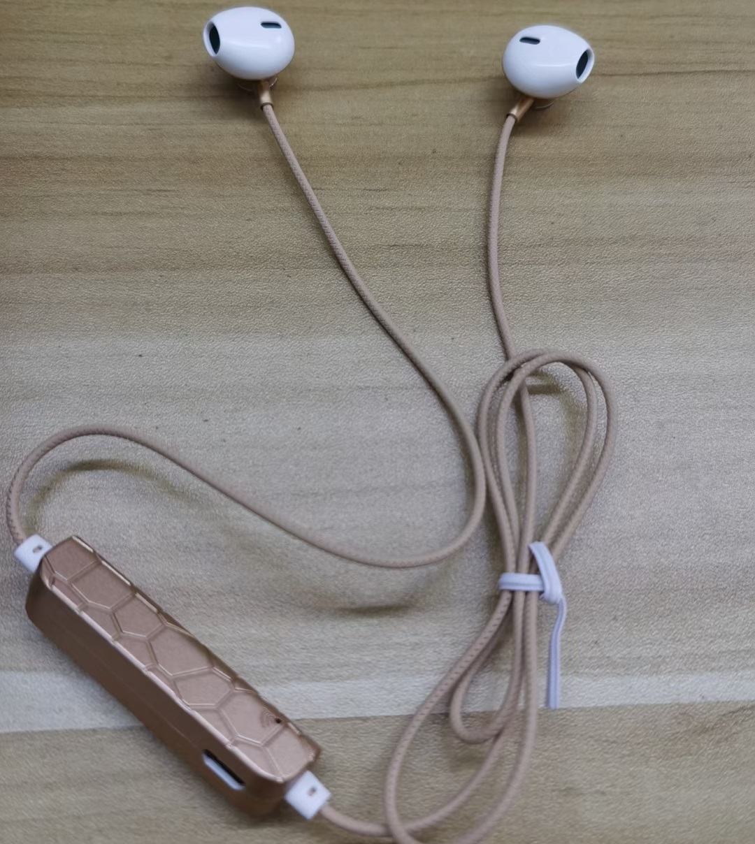 徐州耳機(jī)回收指南 藍(lán)牙耳機(jī)、無線鼠標(biāo)等電子設(shè)備回收企業(yè)全解析